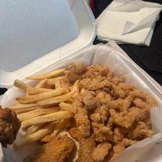 Conch & Wings Platter