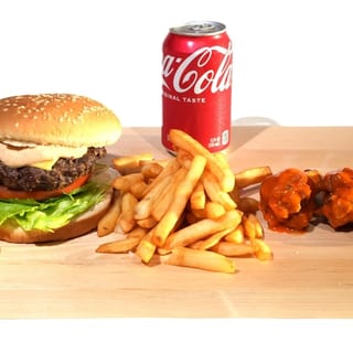 Com # 4 1/3lb Burger Wings Drink